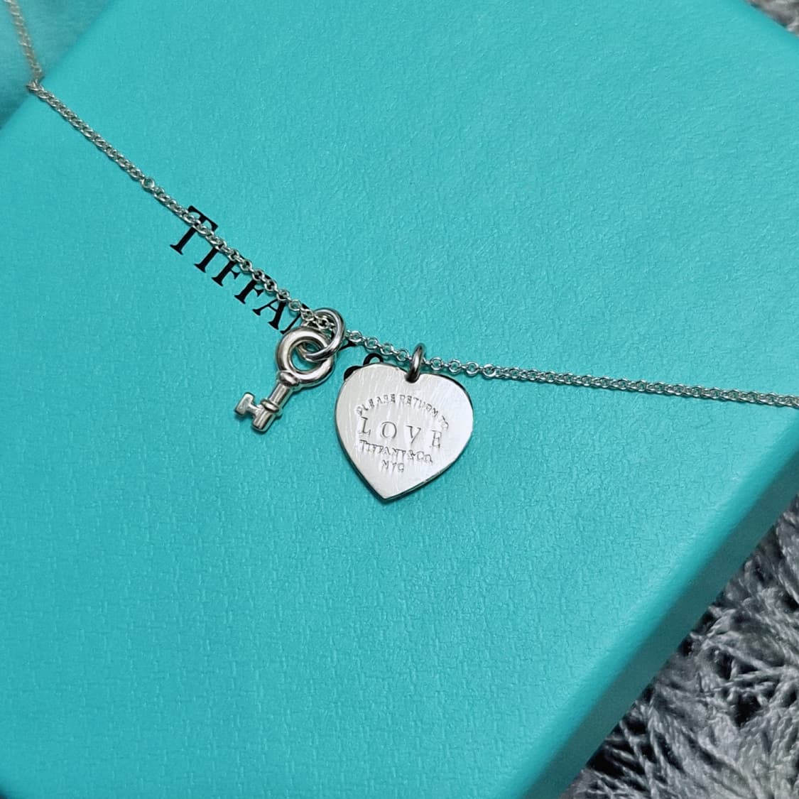 티파니앤코 러브 하트 키 목걸이 상품이미지6