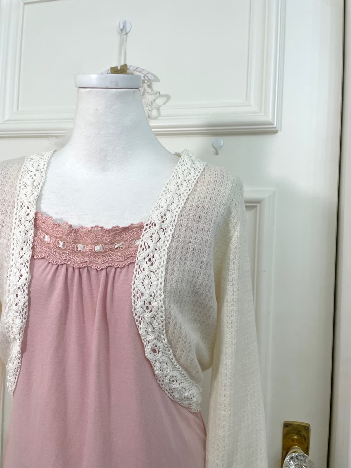 pink lace point shirring sleeveless top 상품이미지9