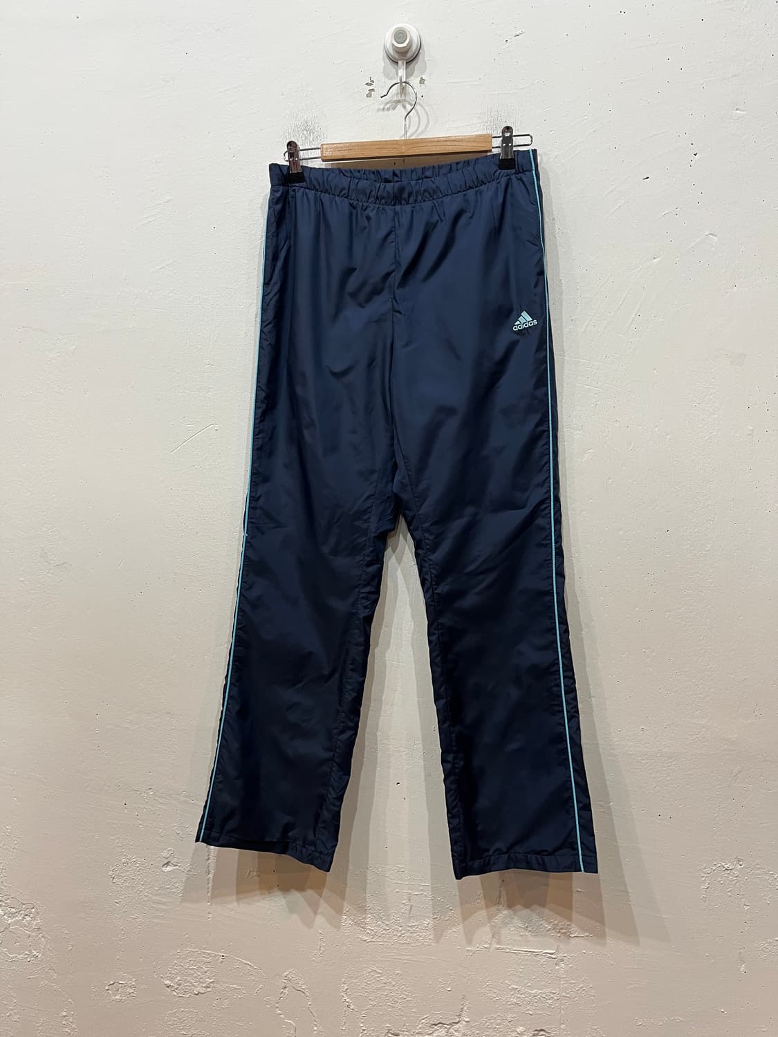 아디다스 재팬 FW 트랙팬츠 상품이미지1