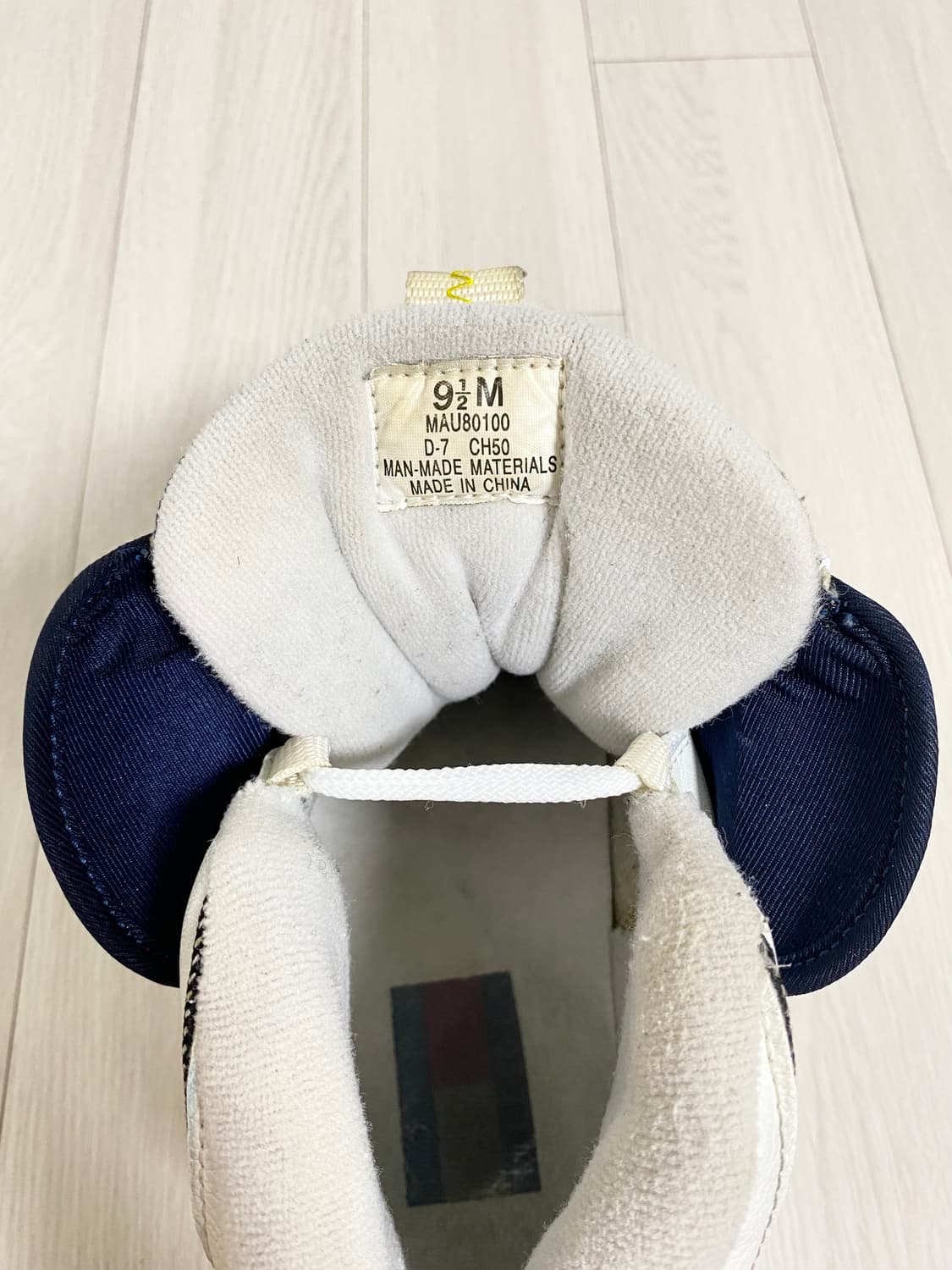 1997년 TOMMY HILFIGER SNEAKERS OG 상품이미지10