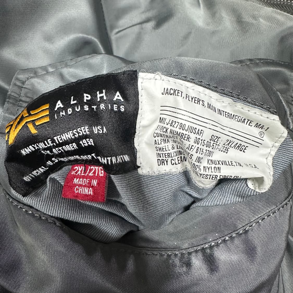 ✨ (바배) 알파 인터스트리 메탈 실버 리버시블 ma-1 봄버 자켓 상품이미지4