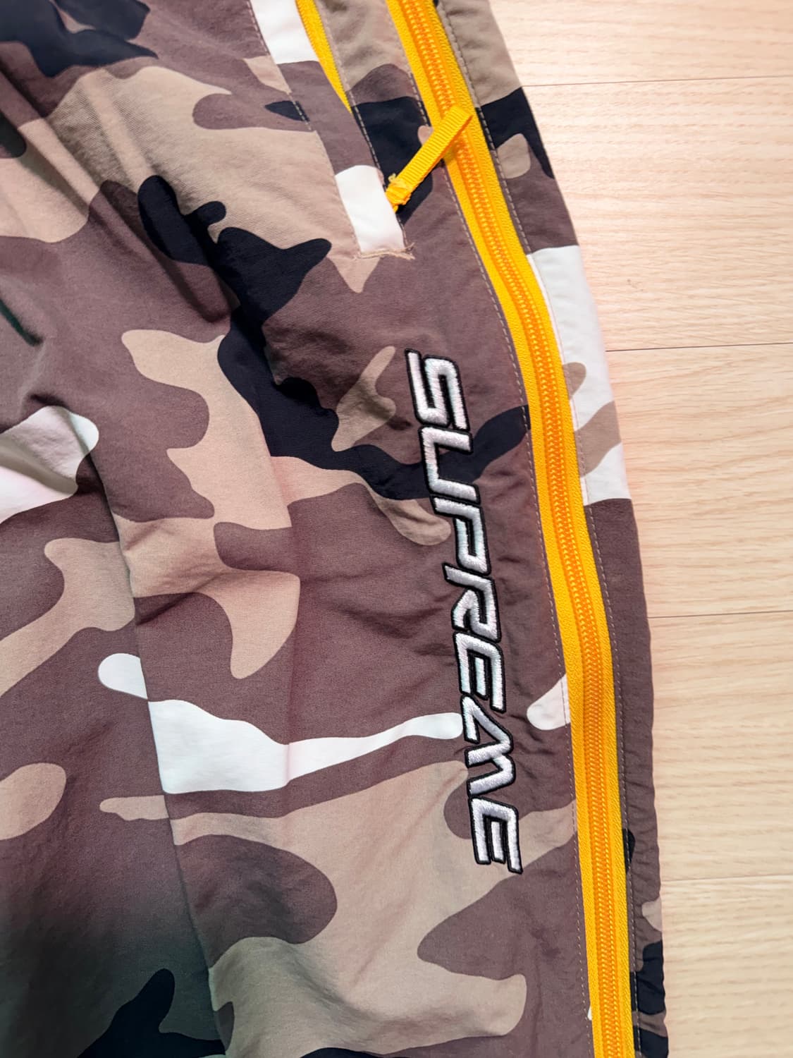 슈프림 콘트라스트 집 웜 업 팬츠 스노우 카모 - 25SS 상품이미지2