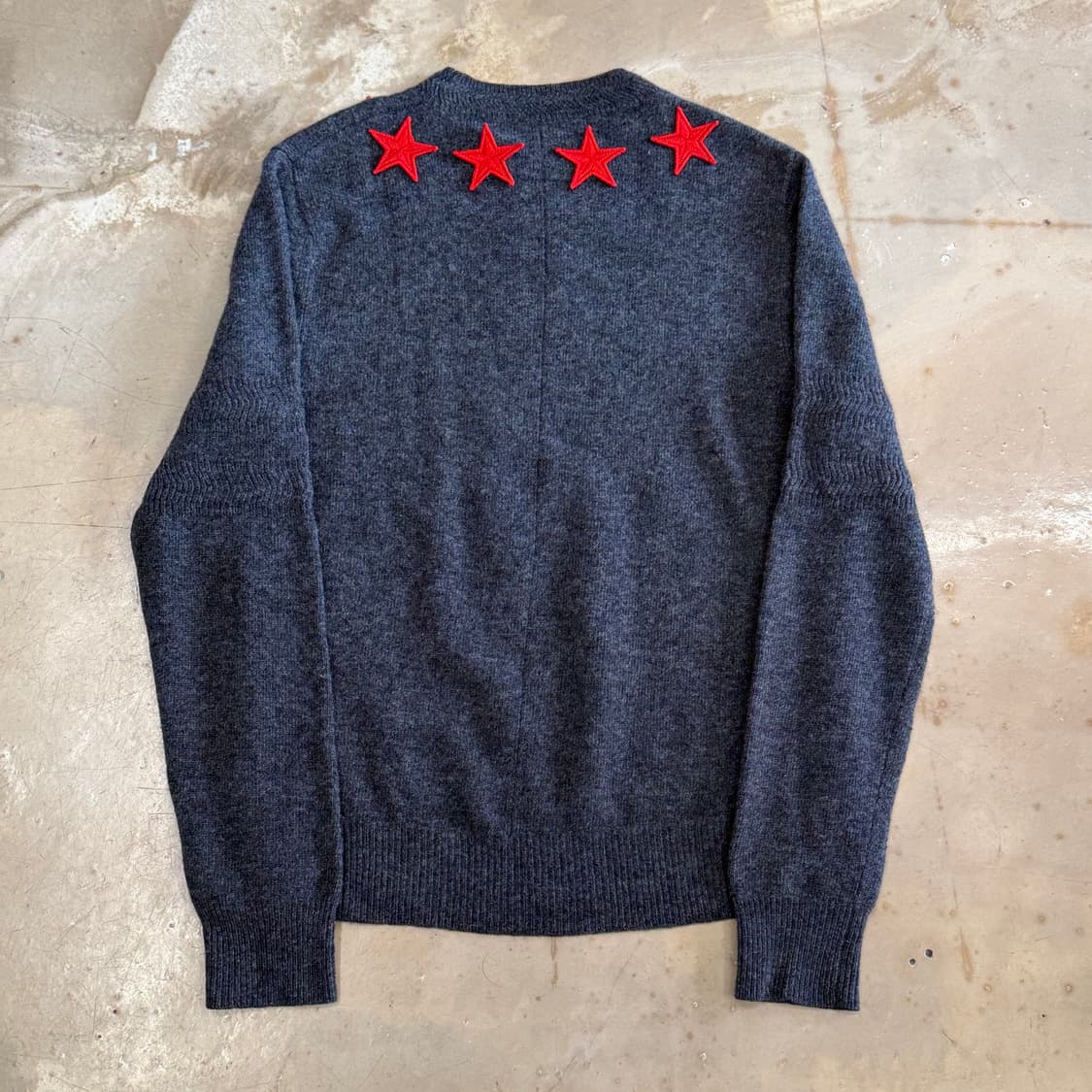 S 지방시 여성용 레드 스타 패치 챠콜 울 니트 상품이미지3