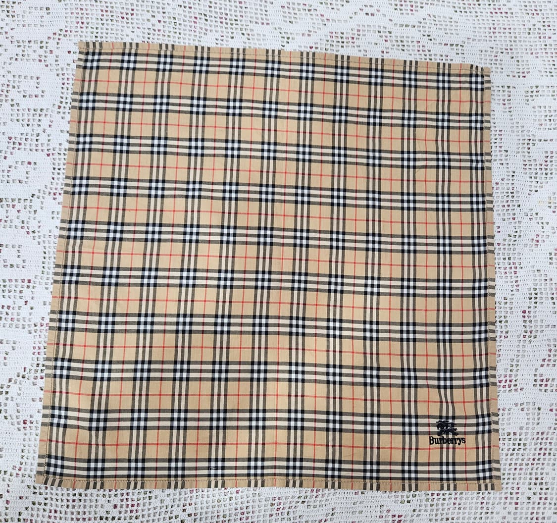 버버리(Burberrys) 클래식 노바체크 손수건 상품이미지2