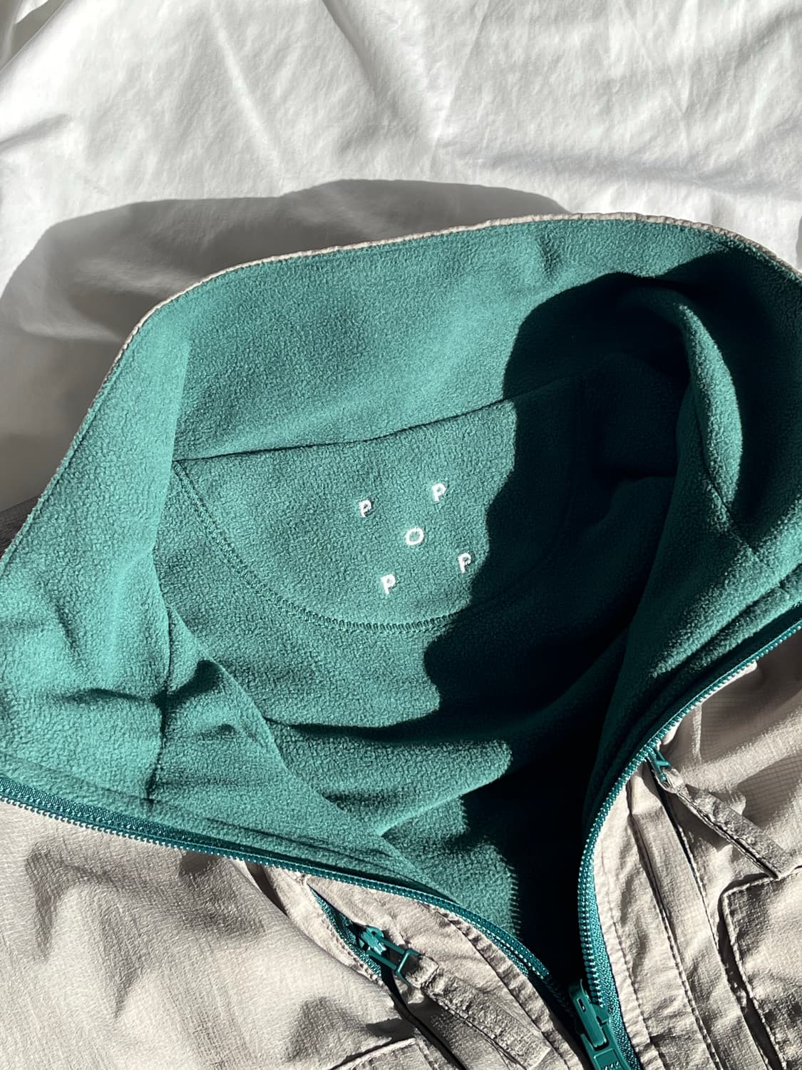 팝트레이딩컴퍼니 리버시블 베스트 그린&실버 L 상품이미지3