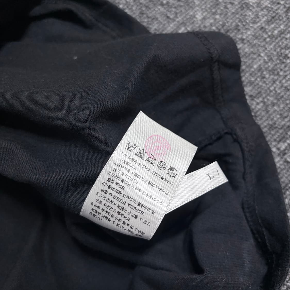 세터 레트로 무드 그래픽 반팔티 상품이미지4