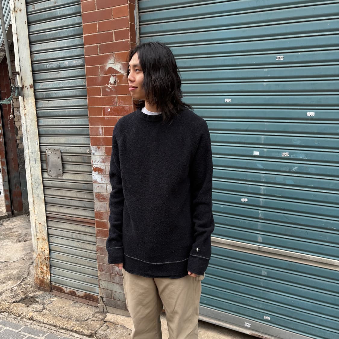 스톤아일랜드 로우컷 헤어리 자수 스웨터 상품이미지3