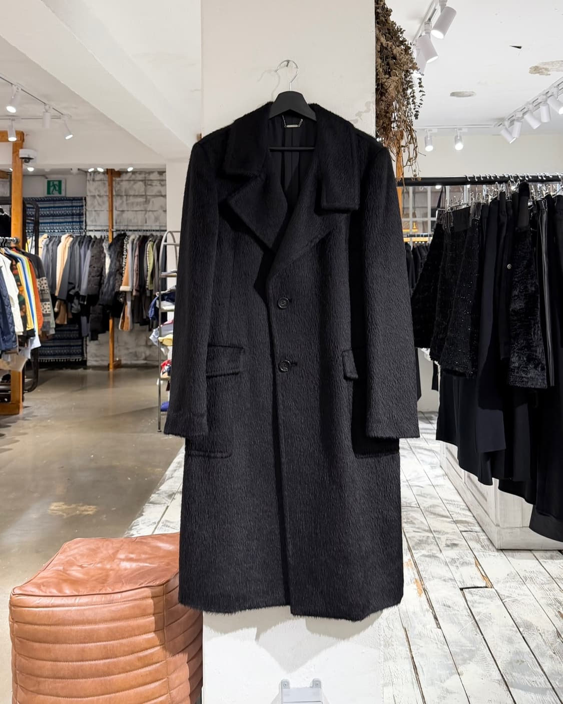 타임 포스트모던 블랙 베이비라마 울 롱 코트 상품이미지1