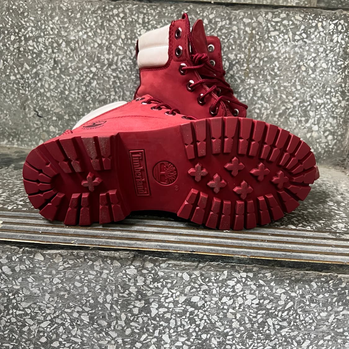 팀버랜드 6인치 프리미엄 워터프루프 레드&화이트 부츠 상품이미지8