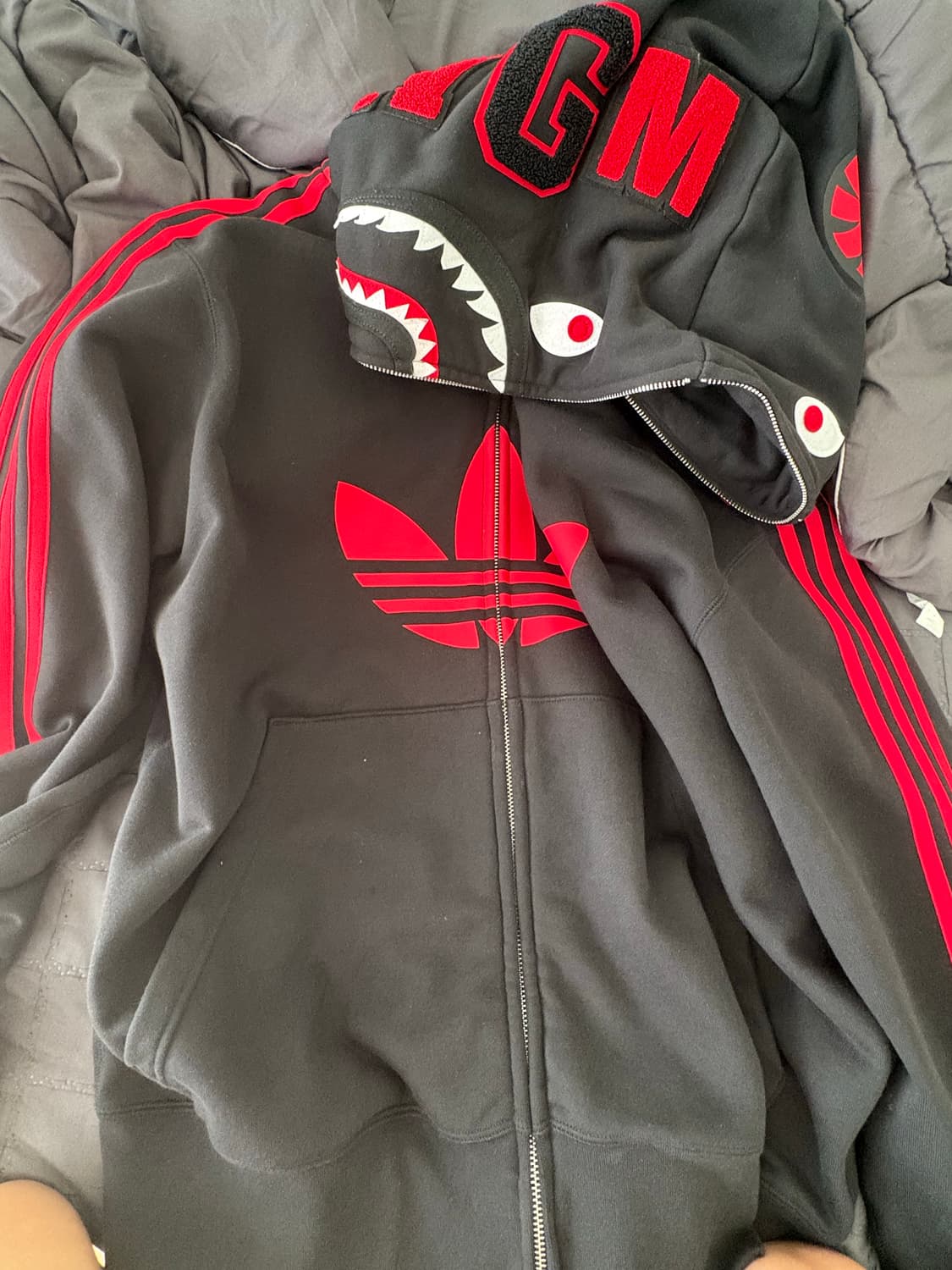 Adidas x Bape Ultimate Shark Hoodie XL 상품이미지1
