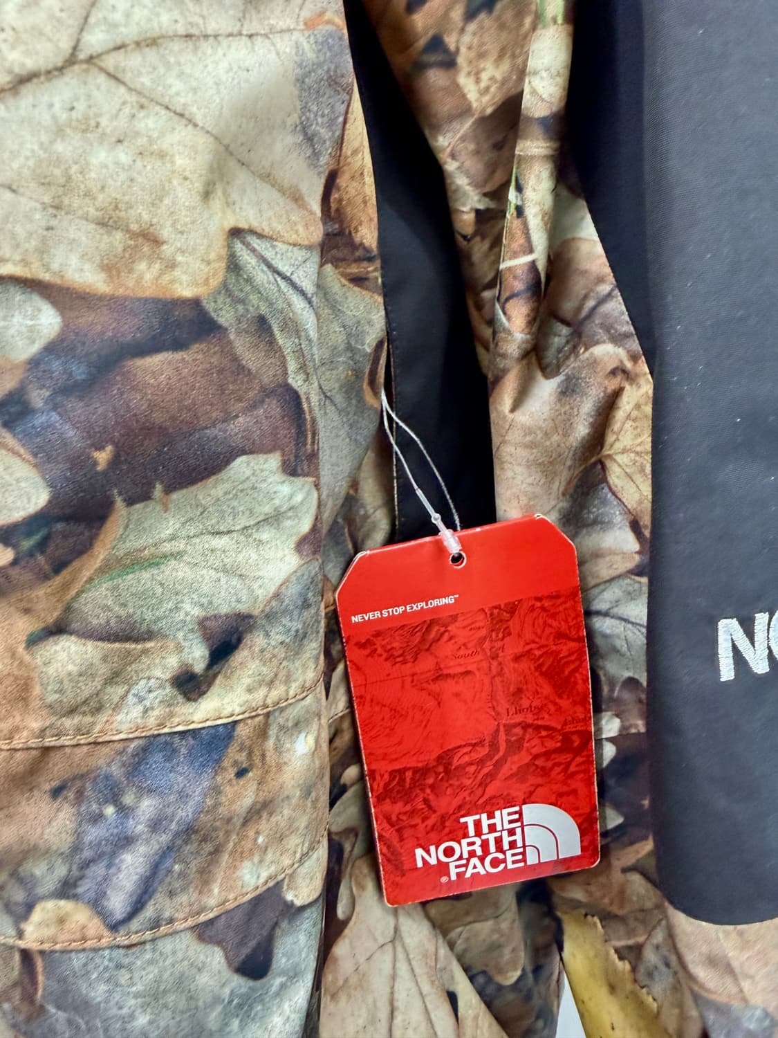 슈프림 노스페이스 낙엽 바람막이 상품이미지6