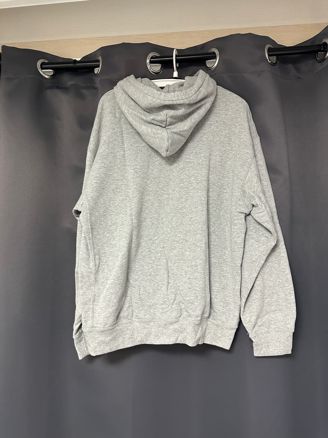 유니클로 스폰지밥 후드 / 그레이 / XL 상품이미지2