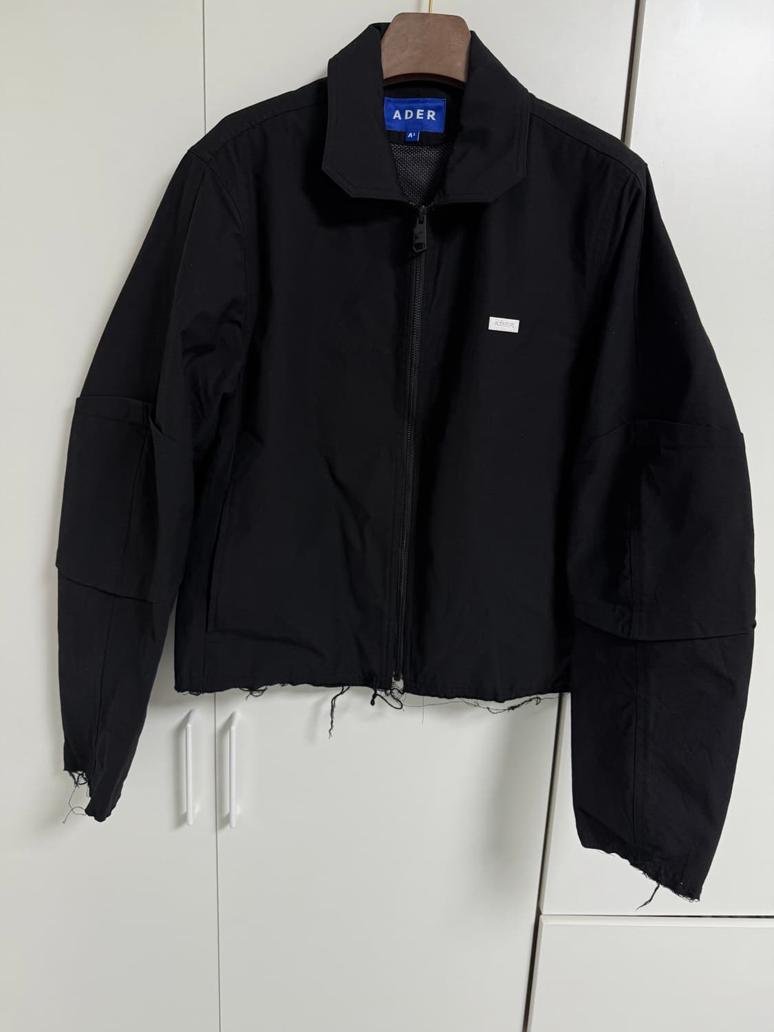 아더에러 빔 점퍼  상품이미지1