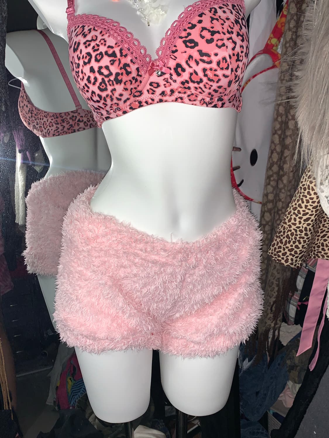 히메갸루 네코미미 퍼 후드집업 숏츠 셋업 상품이미지4