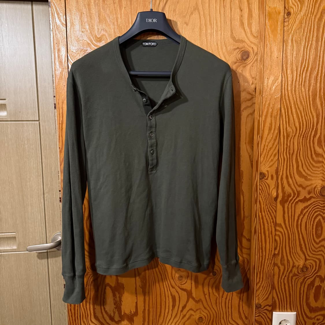 톰포드 헨리넥 니트 판매 합니다. 상품이미지1