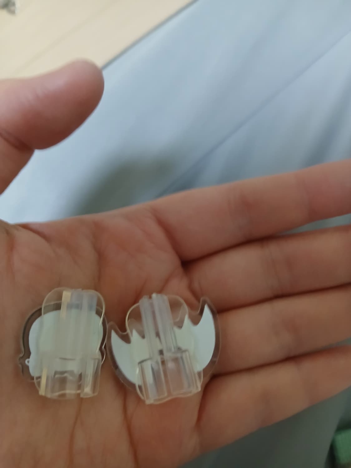 헬로키티 와이드핏 속눈썹 뷰러 팝니다 상품이미지4