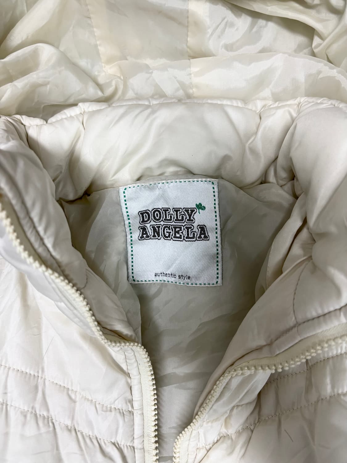 [Y2K]DOLLY ANGELA 화이트 컬러 아이보리 시보리 디테일 흐디 상품이미지5