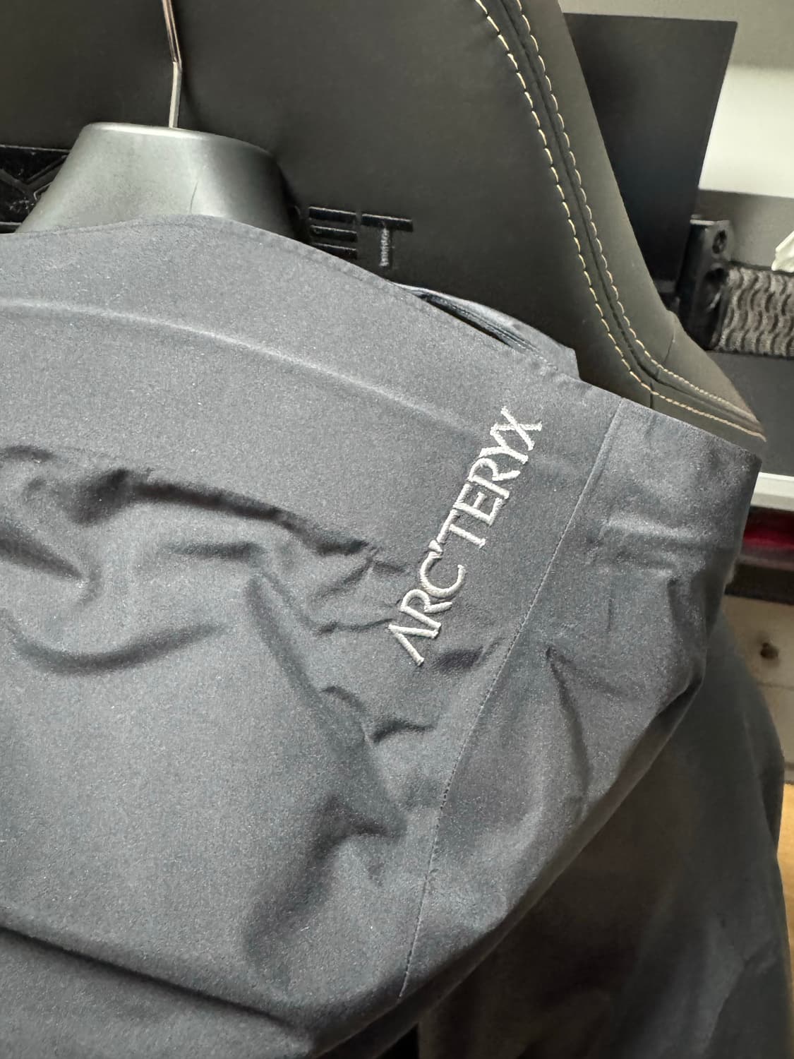 [L] 아크테릭스 베타 인슐레이트 다운 블랙 상품이미지5