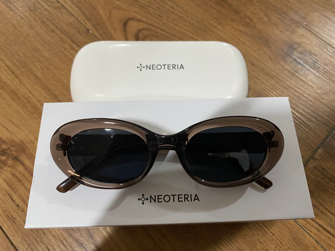 네오테리아 선글라스 상품이미지1