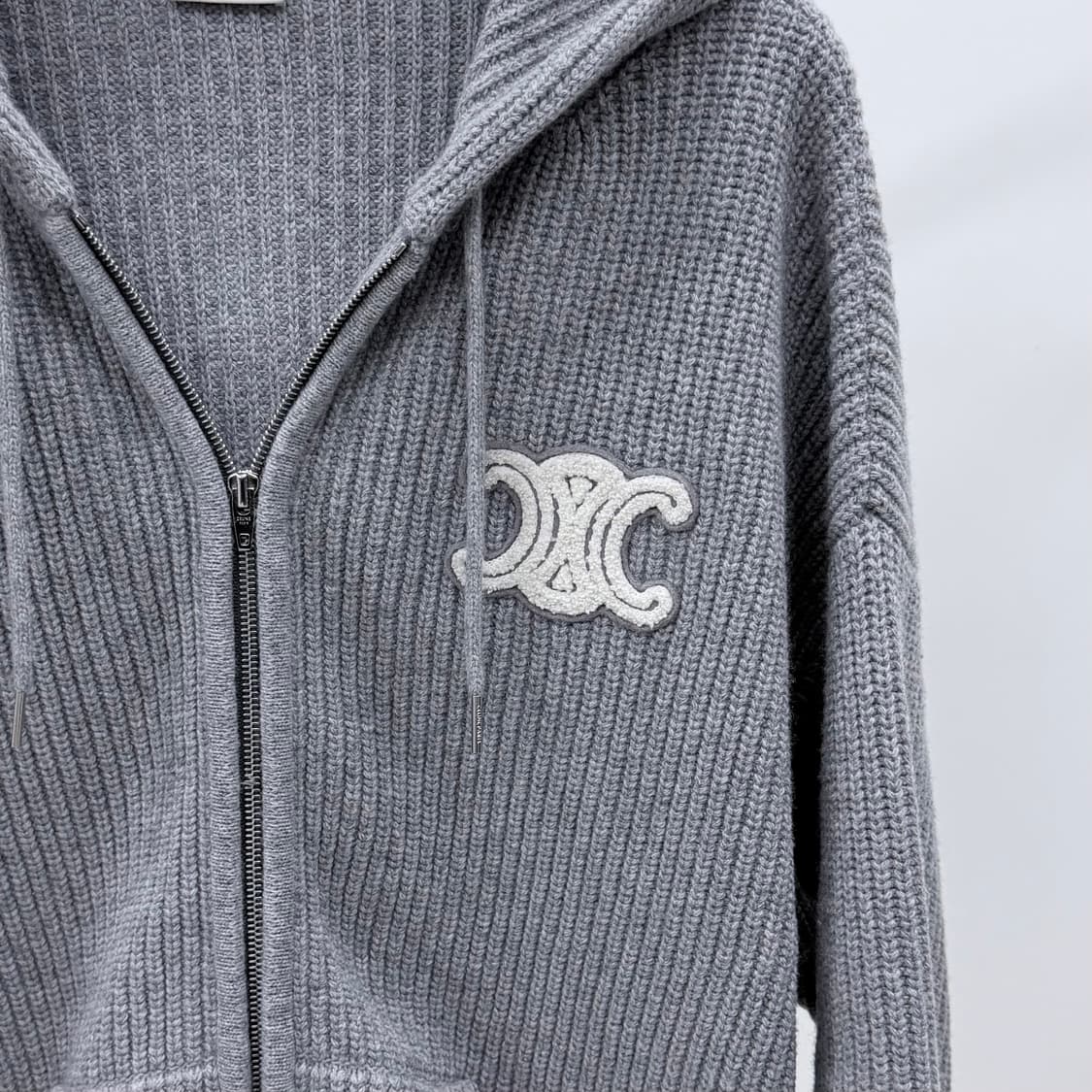 [S급/오버핏XS] 25FW 셀린느 트리오페 울 리브드 니트 후드집업 상품이미지2