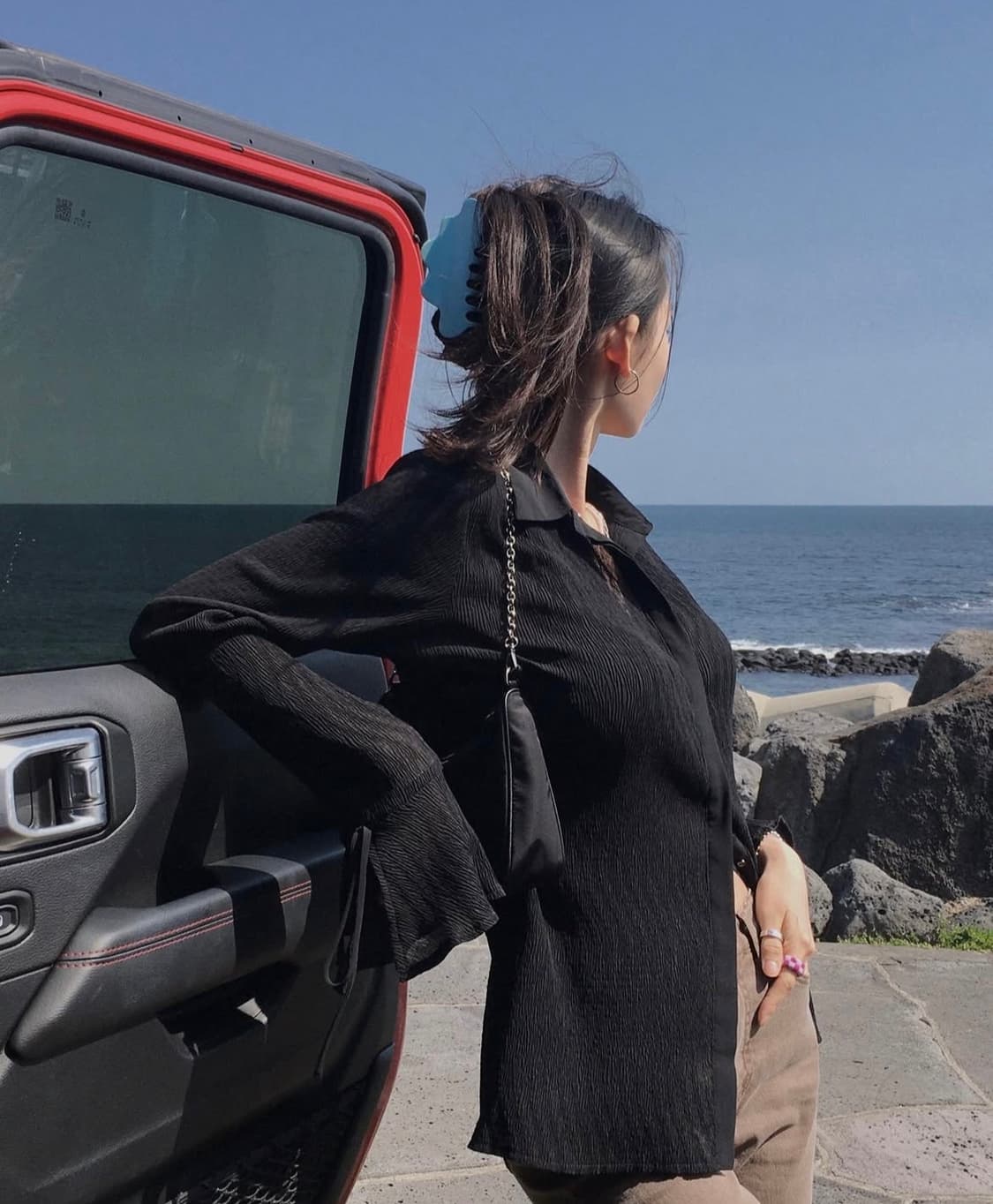 [새상품]페일제이드 스완 블라우스 블랙 검정 프릴 블라우스 상품이미지2