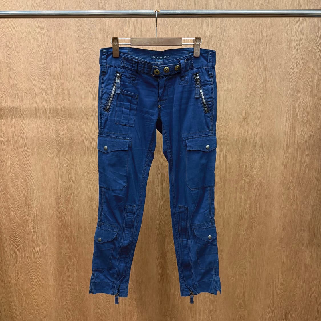 폴로 랄프로렌 카고 팬츠 멀티 포켓 지퍼 버튼 디테일 블루 상품이미지2