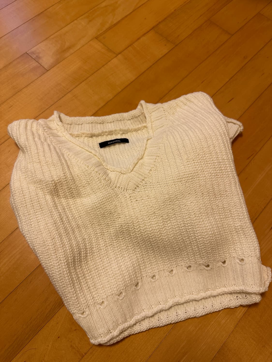 다이애그널 COTTON V NECK KNIT (ivory) 상품이미지4