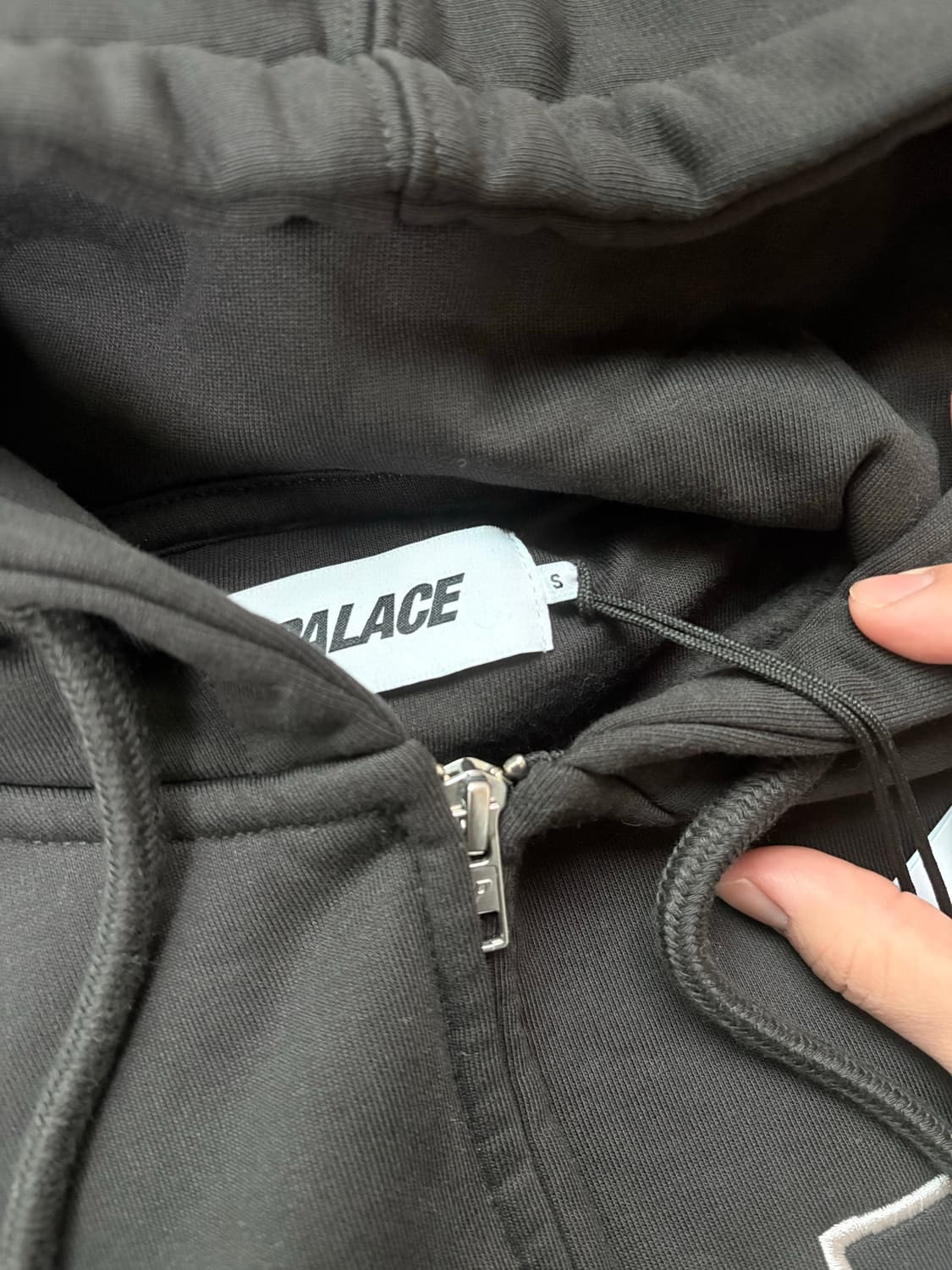 팔라스 스파이더 집업 후드 쇼크 블랙 - 23FW 상품이미지3