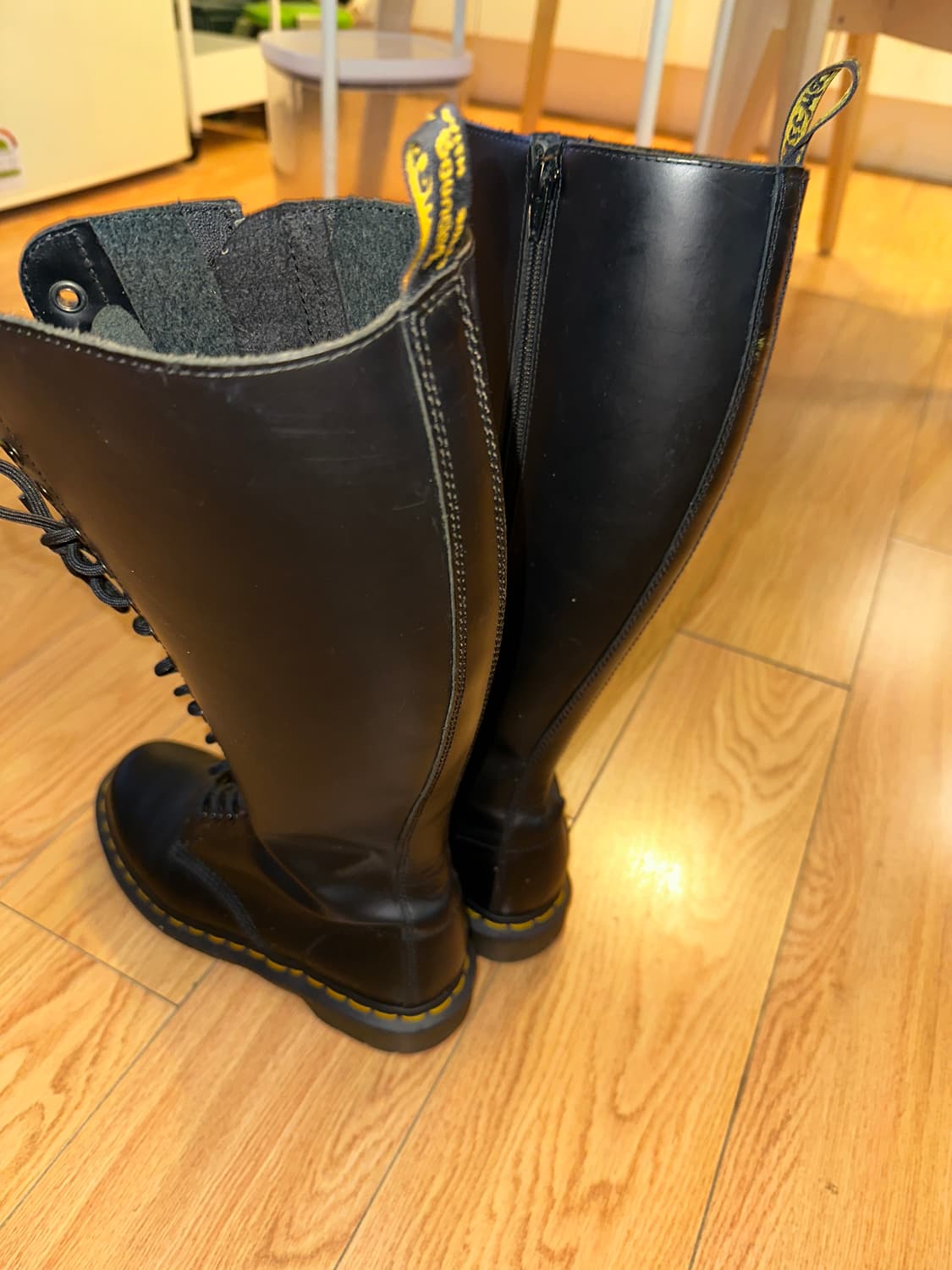 닥터마틴 1B60 20홀 롱부츠 블랙 250 상품이미지5