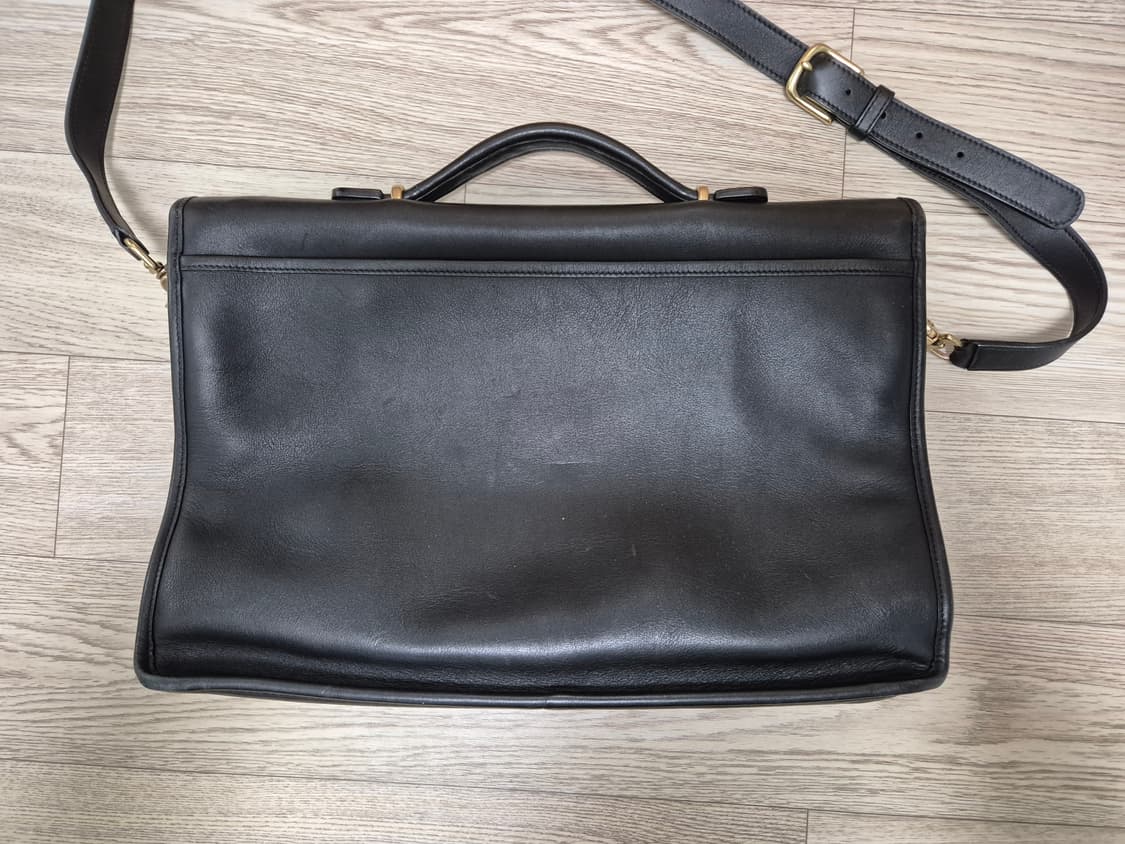 올드코치 가죽 브리프케이스 판매합니다. 상품이미지2