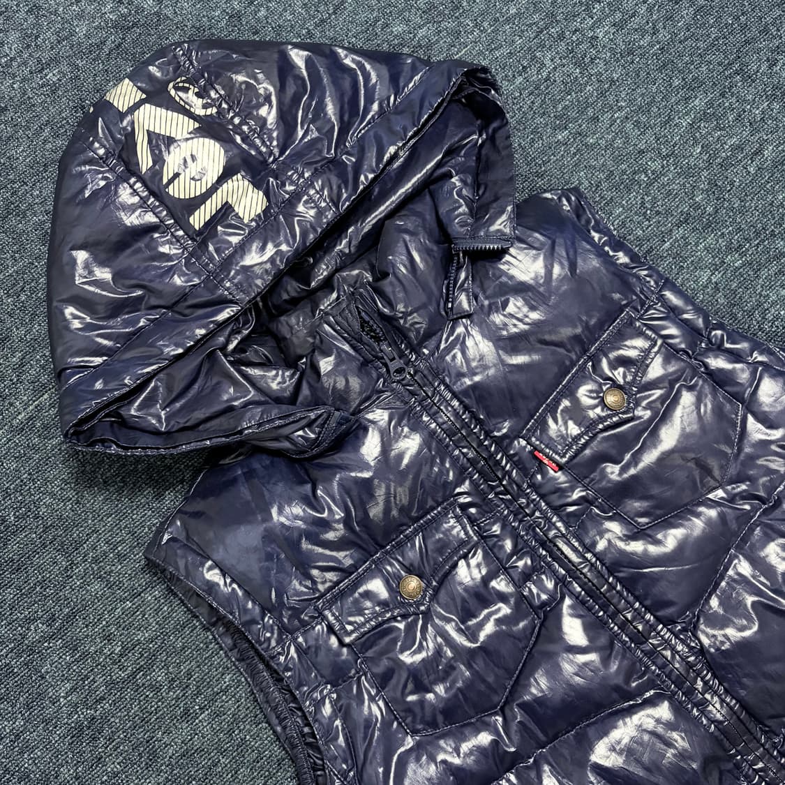 리바이스 유광 조끼 패딩 상품이미지3