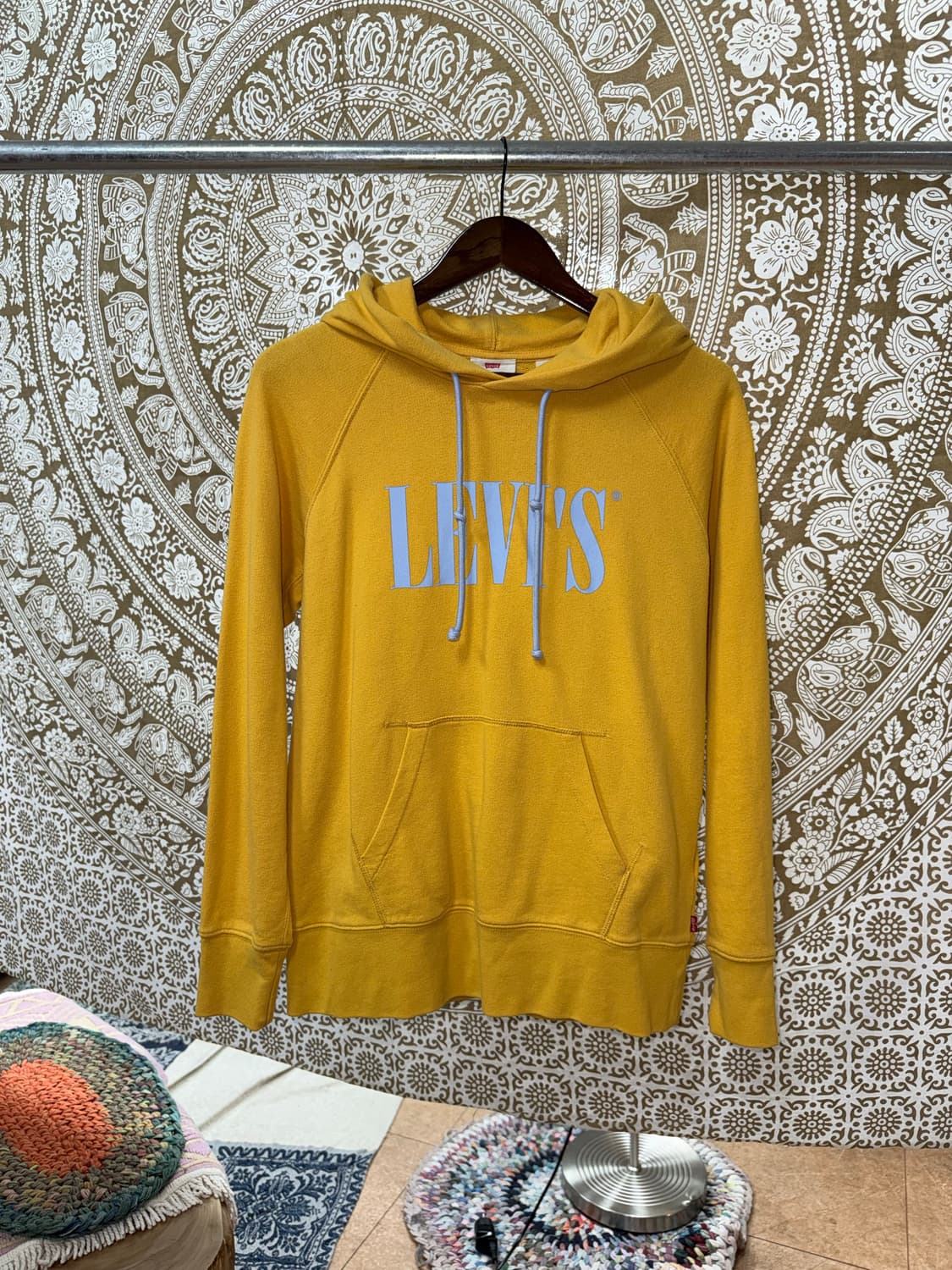 리바이스 여성 빅로고 프린팅 후드티  상품이미지2