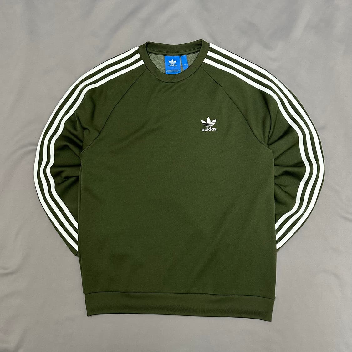 아디다스 슈퍼스타 삼선 카키 맨투맨 105 상품이미지2