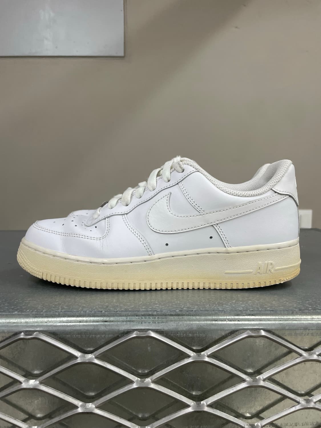 나이키 에어포스 1 250 상품이미지1