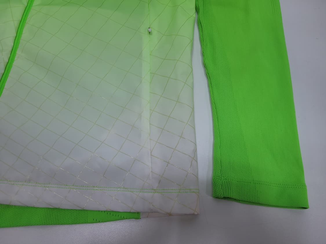 DESCENTE 20SS 데상트 골프 그라데이션 자켓 / 남 100  상품이미지5