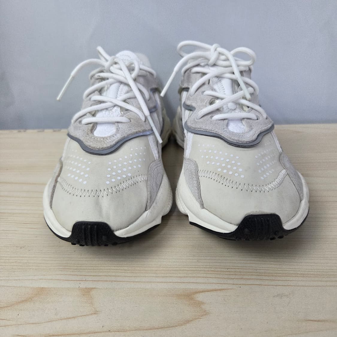 230 아디다스 오즈위고 런닝화 베이지화이트 운동화 상품이미지5