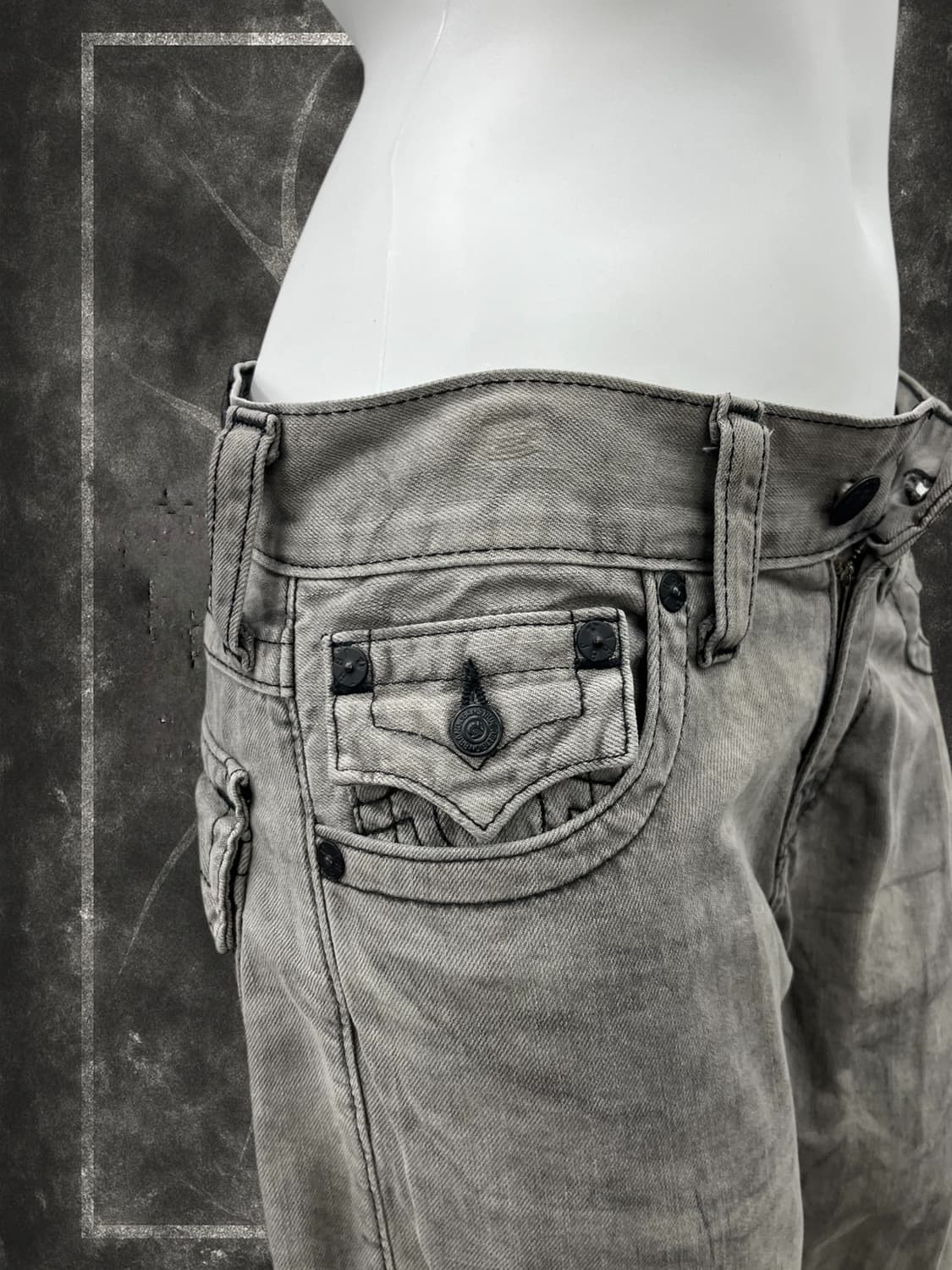 'TRUE REILIGION‘ grey denim pants 상품이미지2