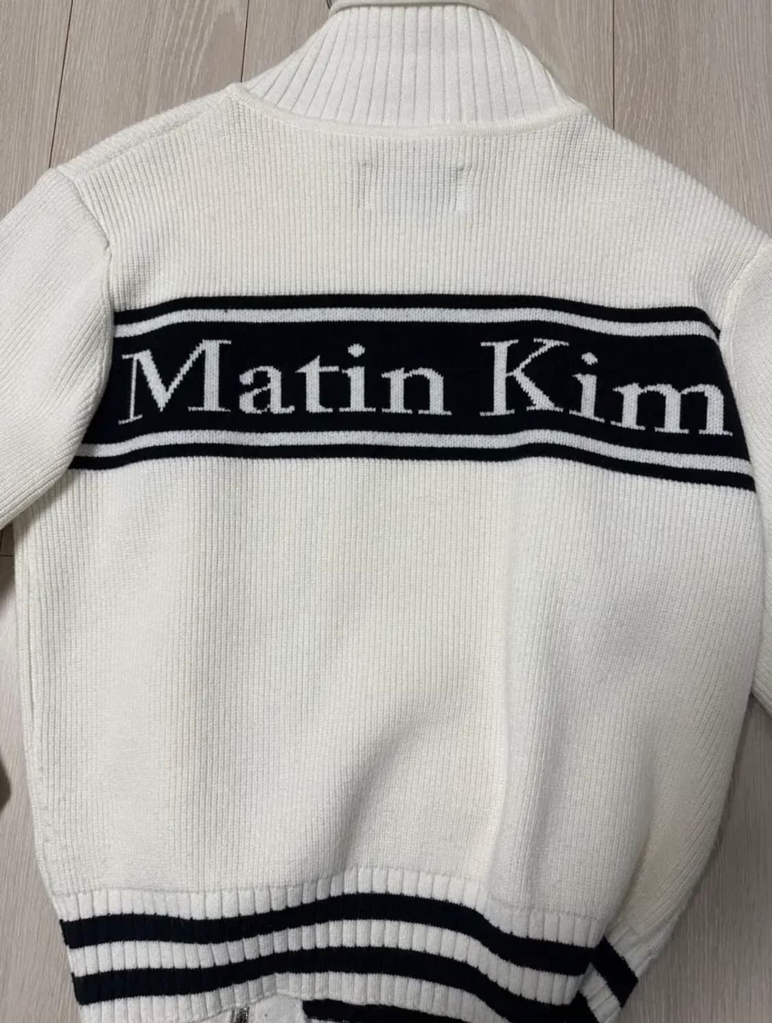 마땡킴 가디건 아이보리 S 상품이미지1