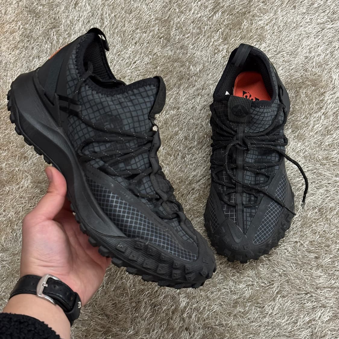 나이키 ACG 마운틴플라이 로우 1세대 (260) 앤트러사이트  상품이미지1