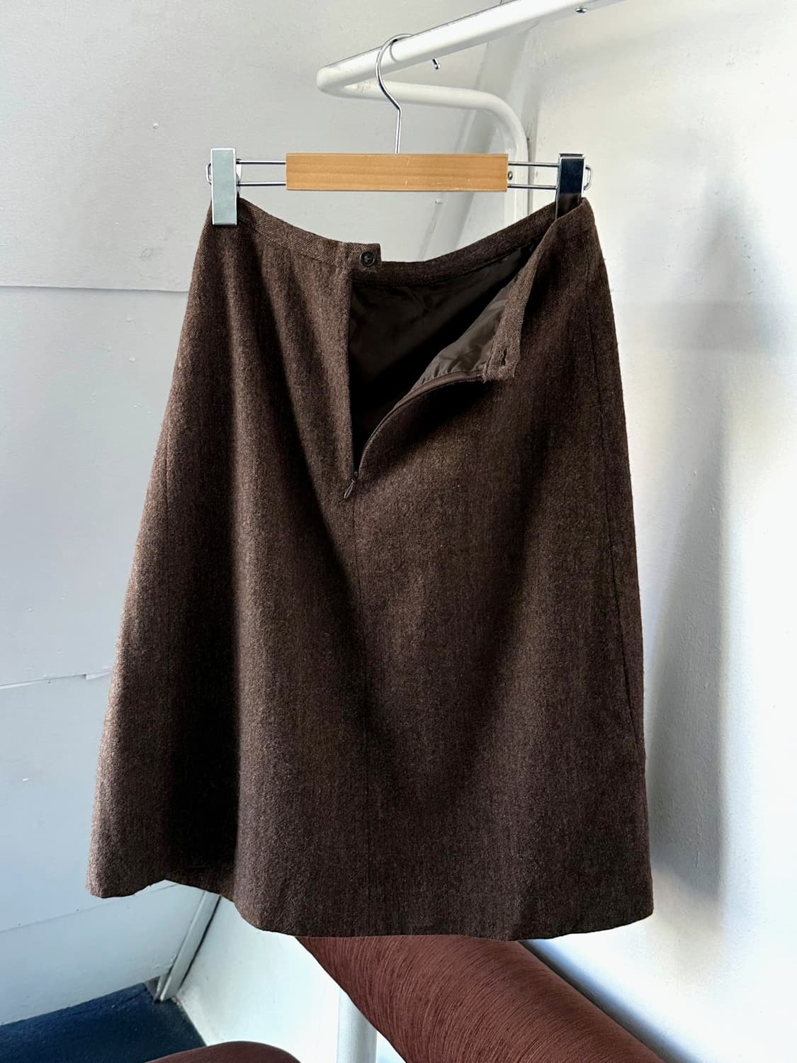 Tweed fabric pleated mid skirt 상품이미지5
