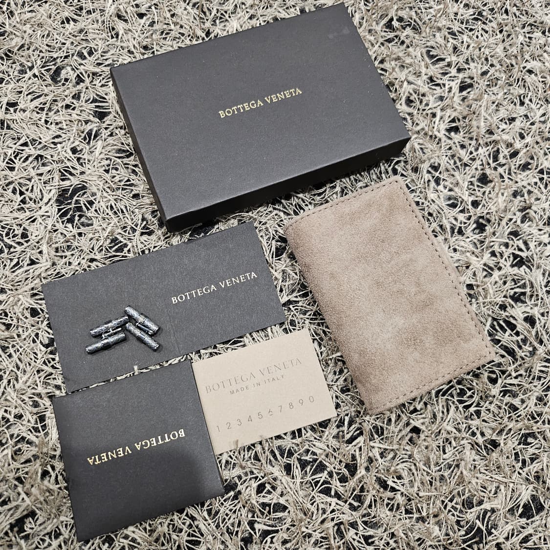 보테가베네타 스웨이드 키 홀더 월렛 상품이미지1