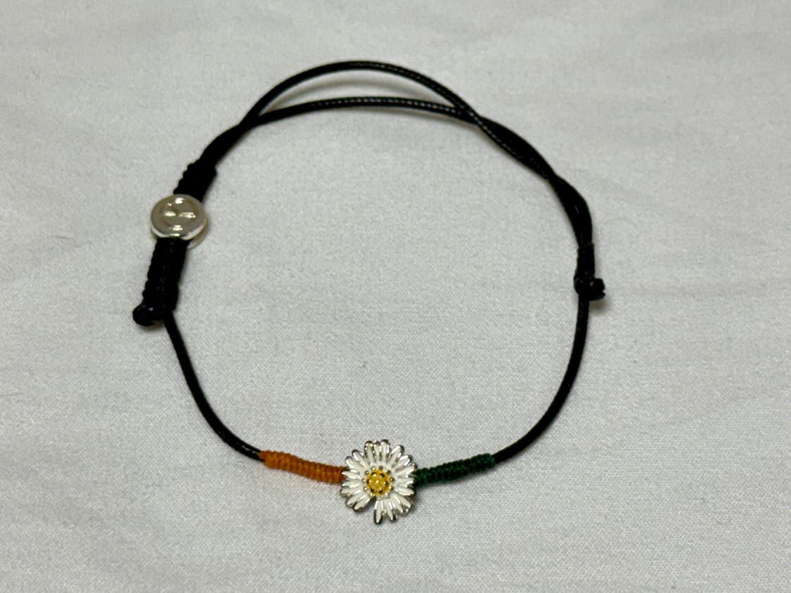 피스마이너스원 데이지 스트링 팔찌 판매합니다! 상품이미지1