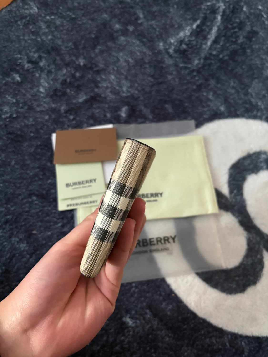 버버리 남성 반지갑 체크 먼저 연락하시는 분한테 네고 ! 상품이미지6