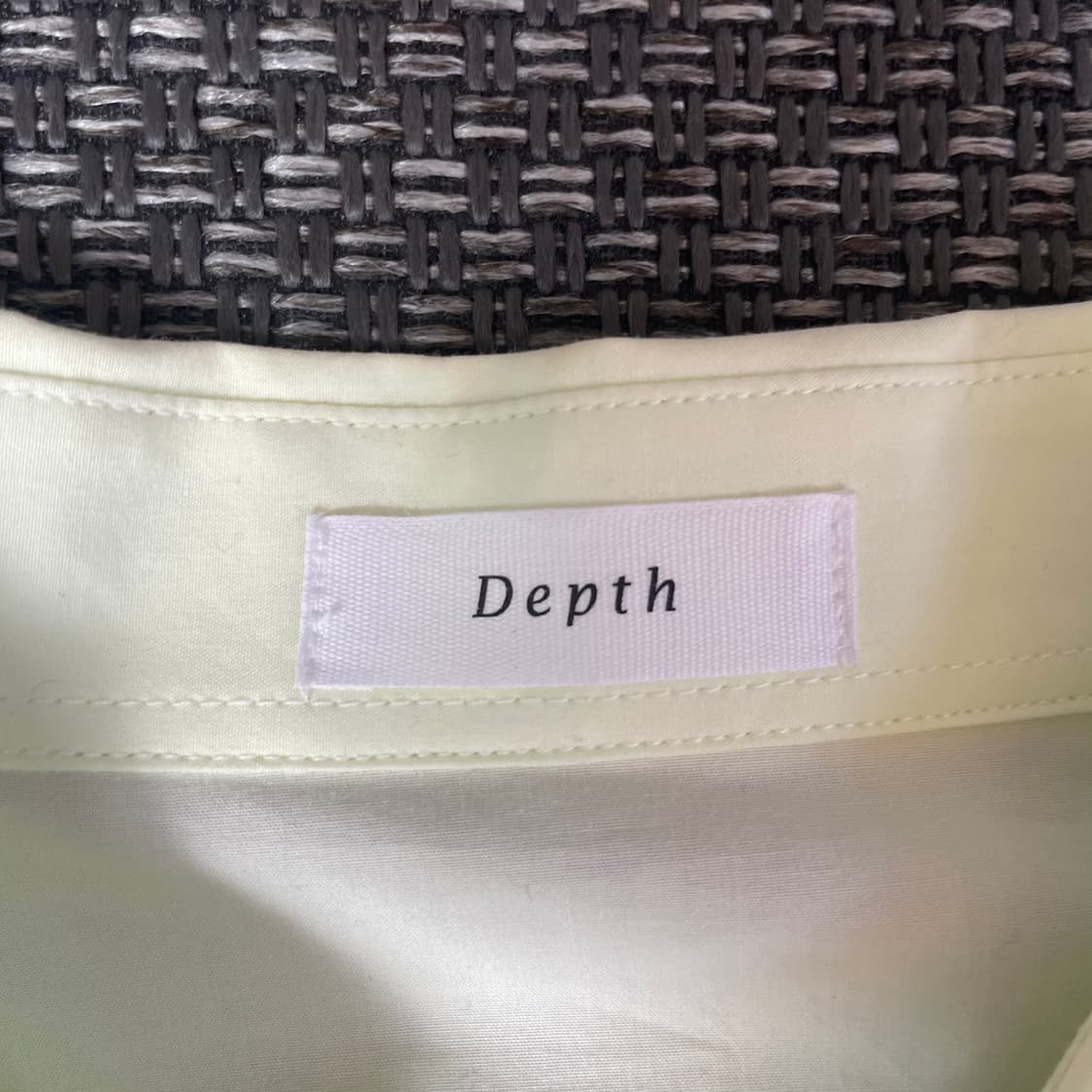 Depth 투포켓 레몬색상 셔츠 상품이미지4