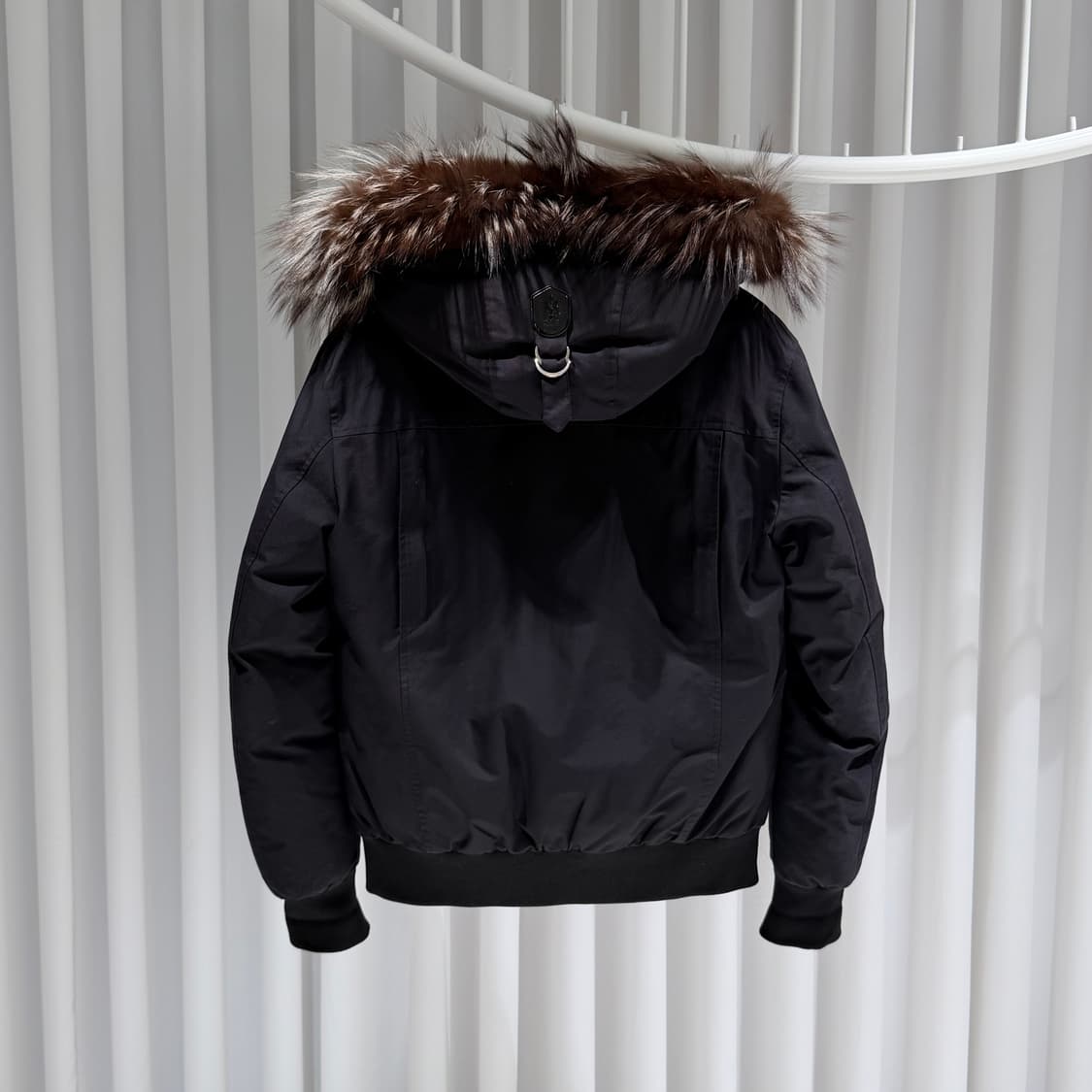 (A+/38) / 맥케이지 딕슨은장 실버퍼 패딩 자켓 블랙 상품이미지5