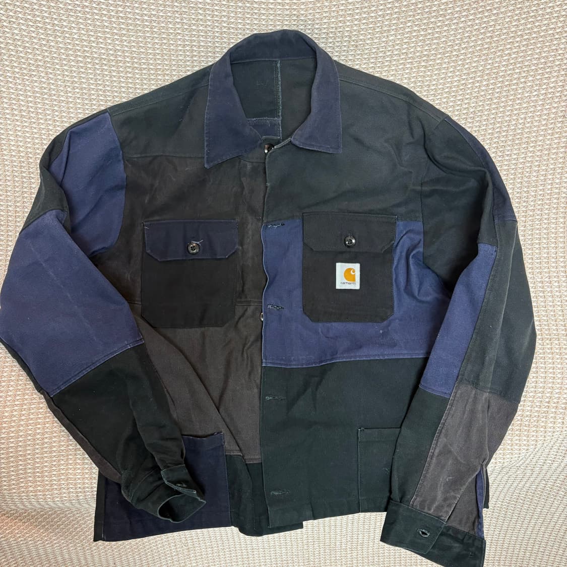 칼하트 커스텀 재킷 상품이미지1