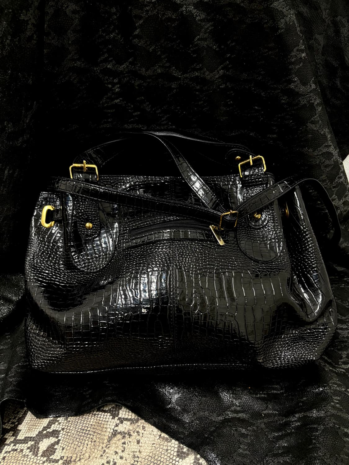 “Vintage” 00’s Mood Black Croco Bag 상품이미지1