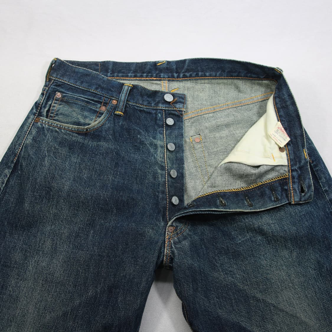 (착용컷) EVISU 셀비지 데님 반바지 (남성용 32) 상품이미지4