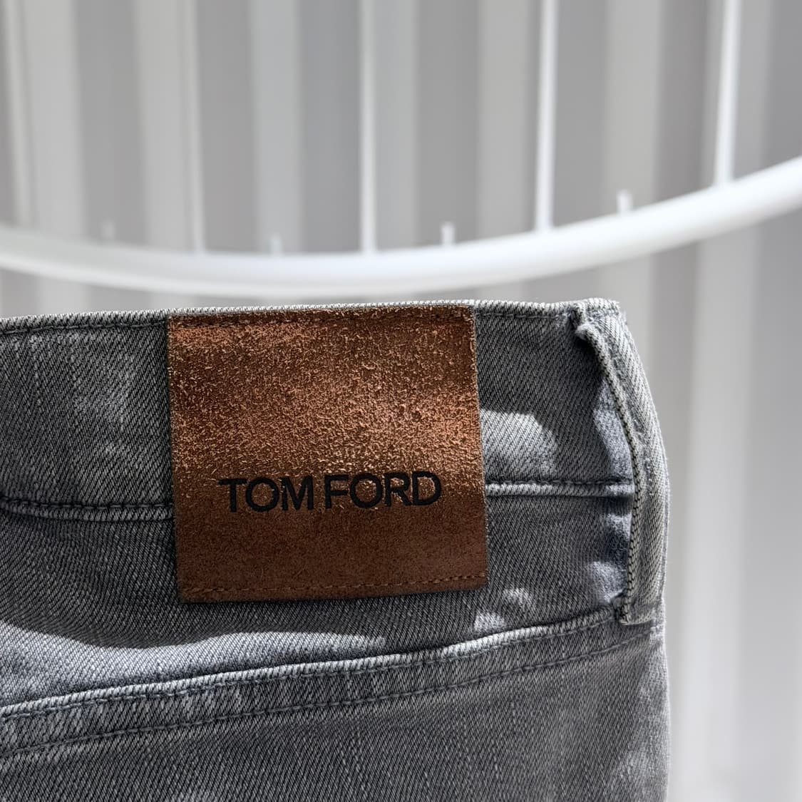(A+/30) / 톰포드 스웨이드 패치 슬림핏 데님팬츠 상품이미지6