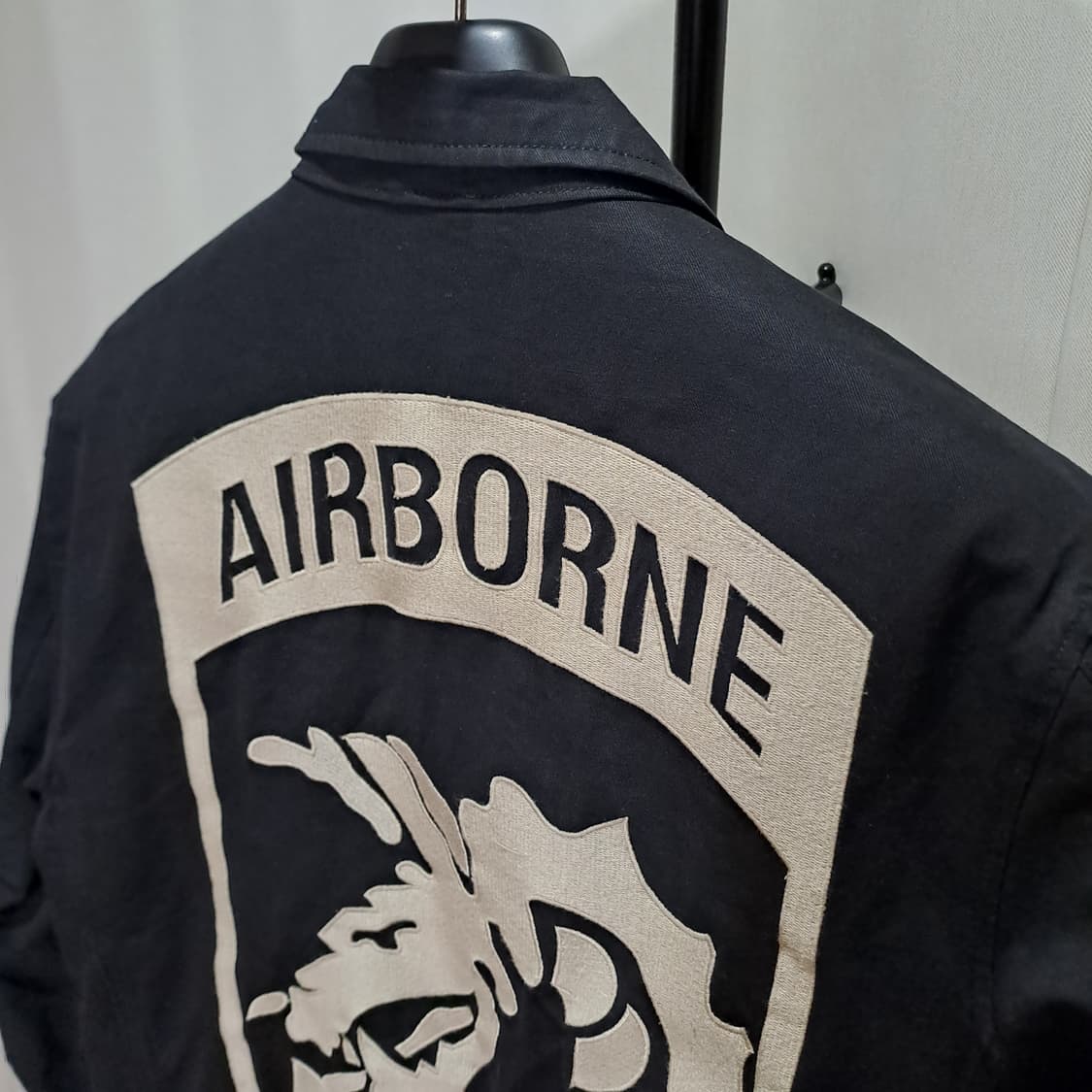 (택포) 더매드니스 자수 야상 자켓 100-105 B124 상품이미지6